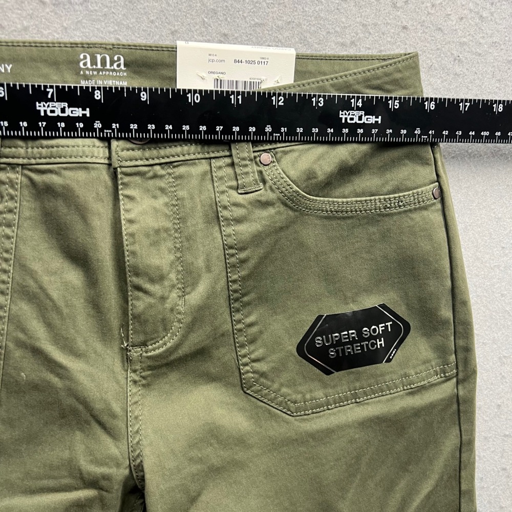 a.n.a Womens Cargo Skinny Pants Size 8 Oregano Green Mid Rise Soft Stretch NWT - Picture 4 of 8